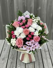 Букет цветов из:  Альстромерии, Гвоздики, Розы и Хризантемы в Саперное