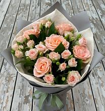 Букет цветов из:  Розы в Саперное
