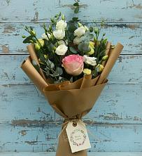 Букет цветов из:  Розы и Лизиантусы в Саперное